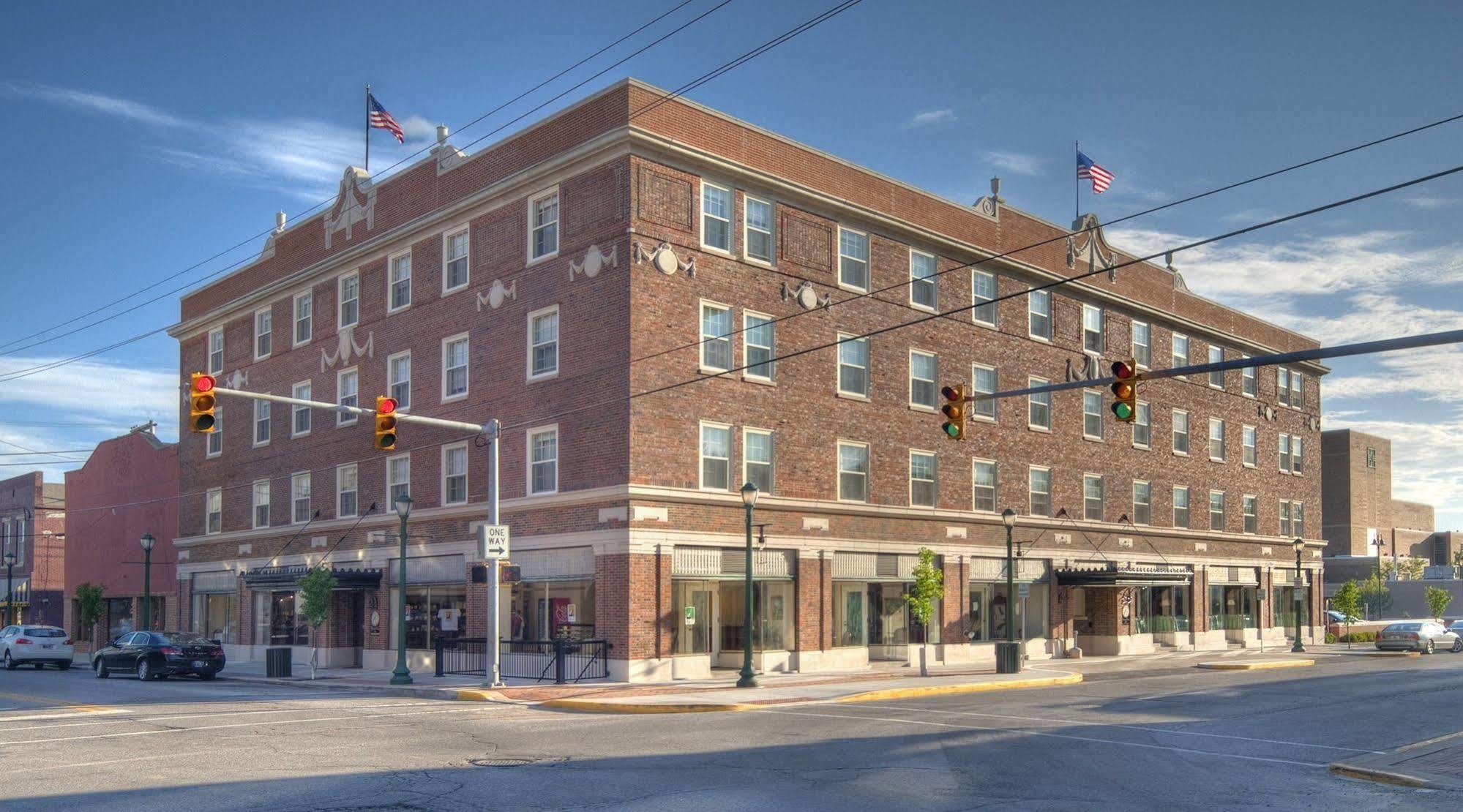Charley Creek Inn Wabash エクステリア 写真